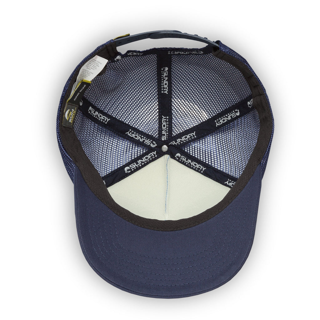 Into the Blue Trucker T4 01