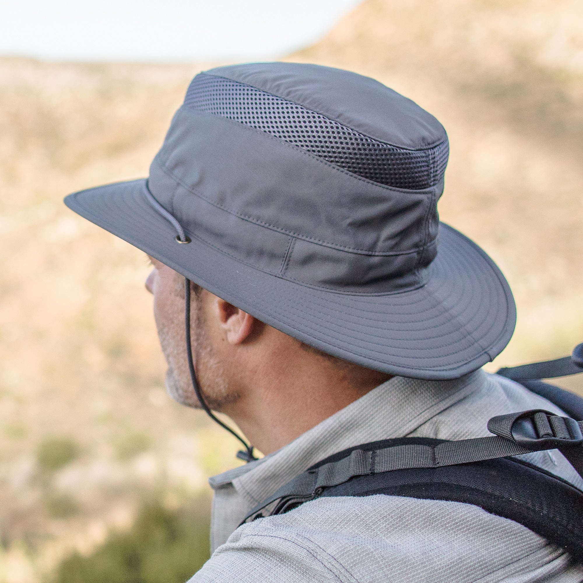 Charter Escape Hat O8 Bh