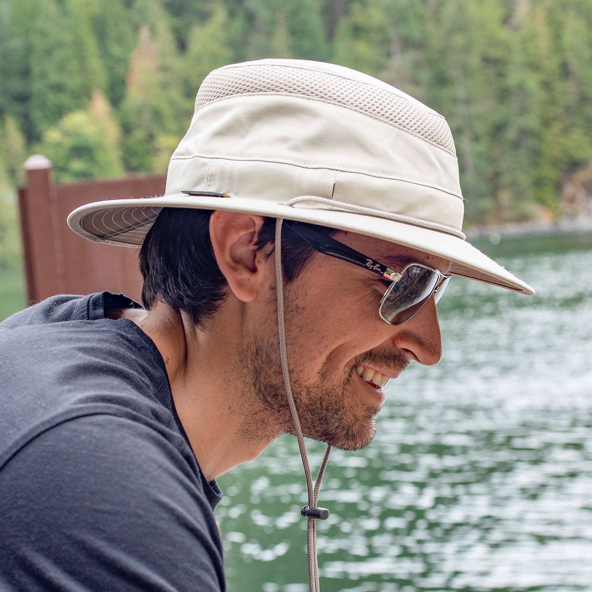 Charter Escape Hat O8 Bh